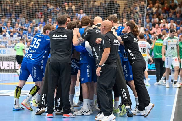 Handball, HBL, TBV Lemgo - SC DHfK Leipzig #3 Teamkreis TBV Lemgo Lippe TBV Lemgo Lippe vs. SC DHfK Leipzig, Handball, 1. Bundesliga, 33. Spieltag, Saison 2025 2026, 03.06.2026, TBV Lemgo Lippe vs. SC DHfK Leipzig, Handball, 1. Bundesliga, 33. Spieltag, Saison 2025 2026, 03.06.2026 Lemgo Copyright: xEibner-Pressefoto RobertxGertzenx EP_RGN