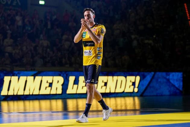 Handball, HBL, Rhein-Neckar Löwen - TSV Hannover-Burgdorf #4 Patrick Groetzki (RNL, 24), Spieler der Rhein-Neckar-Löwen, Freisteller, Ganzkörper, Einzelbild, Einzelfoto, bei seiner Verabschiedung, Abschied vom Verein, Aktion, Action, Immer Legende, 03.06.2026, Mannheim (Deutschland), Handball, Bundesliga, Rhein-Neckar Löwen - TSV Hannover-Burgdorf