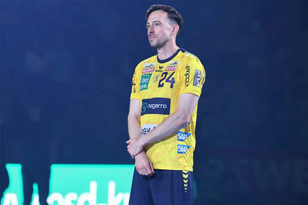 Verabschiedung von Patrick Groetzki (Rhein Neckar Loewen, 24) mit Ehrung. GER, Rhein Neckar Loewen gegen TSV Hannover-Burgdorf, Handball, 1.Bundesliga, Spielzeit 2025 2026, 03.05.2026 GER, Rhein Neckar Loewen vs. TSV Hannover-Burgdorf, 1.Bundesliga, Spielzeit 2025 2026, 03.05.2026 Mannheim Copyright: xEibner-Pressefoto JoergxHirschx EP_JHH