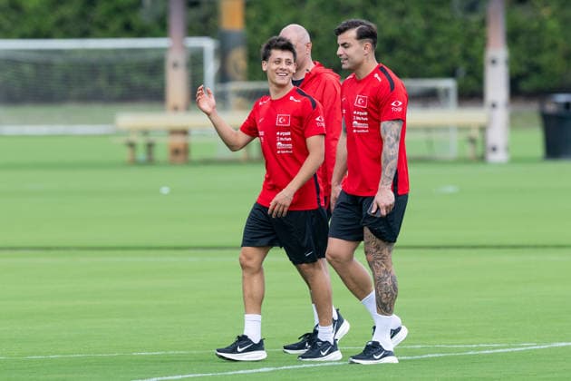 Ahead of 2026 FIFA World Cup, WM, Weltmeisterschaft, Fussball MIAMI, FLORIDA, UNITED STATES - JUNE 3:Arda Guler and Abdulkerim Bardakci of Turkiye train as preparations begin for the upcoming FIFA World Cup. Miami, Florida, U.S., June, 3, 2026. Mostafa Bassim Anadolu Florida United States. Editorial use only. Please get in touch for any other usage. Copyright: x2026xAnadoluxMostafaxBassimx