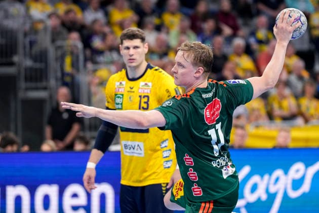 August Baskar Pedersen (Die Recken, 17), am Ball, Einzelbild, Einzelfoto, beim Siebenmeter, 7-Meter, Strafwurf, Spielszene, Action, Aktion, 03.06.2026, Mannheim (Deutschland), Handball, Bundesliga, Rhein-Neckar Löwen - TSV Hannover-Burgdorf