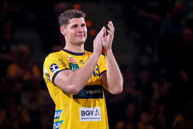 Sebastian Heymann (RNL, 13), Einzelbild, Einzelfoto, bei seiner Verabschiedung, Abschied vom Verein, Aktion, Action, 03.06.2026, Mannheim (Deutschland), Handball, Bundesliga, Rhein-Neckar Löwen - TSV Hannover-Burgdorf