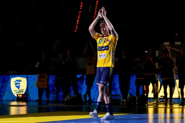 Patrick Groetzki (RNL, 24), Spieler der Rhein-Neckar-Löwen, Freisteller, Ganzkörper, Einzelbild, Einzelfoto, bei seiner Verabschiedung, Abschied als aktiver Spieler vom Verein, bei seinem Karriereende, Aktion, Action, 03.06.2026, Mannheim (Deutschland), Handball, Bundesliga, Rhein-Neckar Löwen - TSV Hannover-Burgdorf