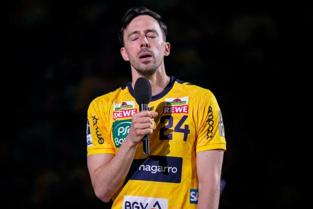 Patrick Groetzki (RNL, 24), Spieler der Rhein-Neckar-Löwen, Einzelbild, Einzelfoto, bei seiner Verabschiedung, Abschied als aktiver Spieler vom Verein, bei seinem Karriereende, Aktion, Action, wird emotional und ist den Tränen nahe, 03.06.2026, Mannheim (Deutschland), Handball, Bundesliga, Rhein-Neckar Löwen - TSV Hannover-Burgdorf