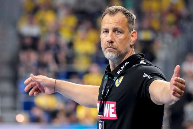 Maik Machulla (Trainer, Cheftrainer, RNL), gibt Anweisungen, gestikuliert, mit den Armen gestikulieren, Einzelbild, Einzelfoto, Aktion, Action, 03.06.2026, Mannheim (Deutschland), Handball, Bundesliga, Rhein-Neckar Löwen - TSV Hannover-Burgdorf