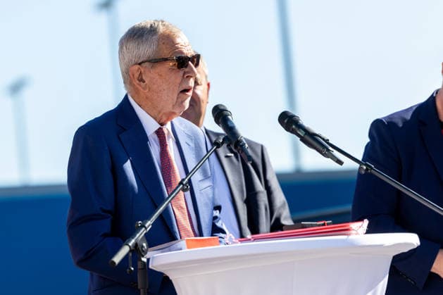 SOCCER - FIFA World Cup, WM, Weltmeisterschaft, Fussball 2026, preview VIENNA,AUSTRIA,04.JUN.26 - SOCCER - FIFA World Cup 2026, USA, Mexico, Canada, preview, farewell OEFB, Oesterreichischer Fussball-Bund. Image shows president Alexander van der Bellen (Austria). GEPAxpictures xPhilippxBrem