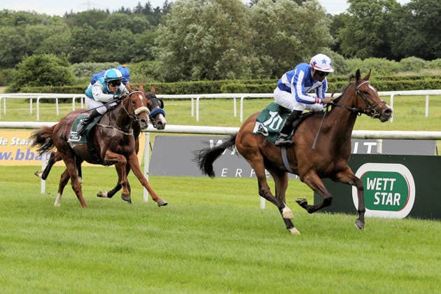 04.06.2026, Iffezheim, Baden-Wuerttemberg, GER - Sayidah Toronado mit Eduardo Pedroza gewinnt. Galopprennbahn Baden-Baden, Iffezheim. (Pferd, Jockey, Sayidah Toronado, Pedroza, Sieg, Ziel, Zielankunft) 260604B980IFFEZHEIM.JPG