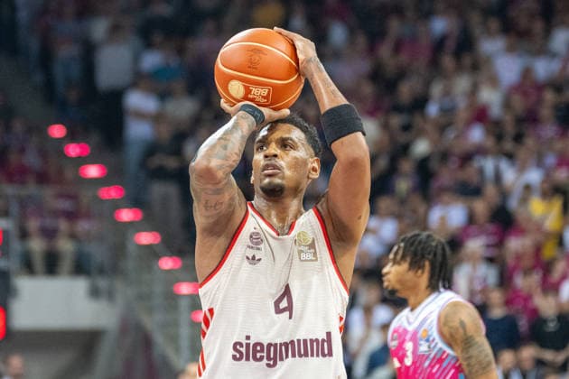 Xavier Rathan Mayes (FC Bayer Muenchen, 04) beim Freiwurf. Telekom Baskets Bonn vs. FC Bayern Muenchen, Basketball, e@sy credit BBL, Halbfinale, 3. Spiel, Saison 2025 2026, 04.06.2026 Telekom Baskets Bonn vs. FC Bayern Muenchen, Basketball, e@sy credit BBL, Halbfinale, 3. Spiel, Saison 2025 2026, 04.06.2026 Bonn Copyright: xEibner-Pressefoto ThomasxHaeslerx EP_THR