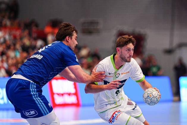 Andreas Magaard (Handball Verein Hamburg, 04), Niklas Theiss (HSG Wetzlar, 09) GER, Handball Sport Verein Hamburg vs. HSG Wetzlar, Handball, 1. Bundesliga, Spieltag 33, Saison 2025 2026, 04.06.2026 GER, Handball Sport Verein Hamburg vs. HSG Wetzlar, Handball, 1. Bundesliga, Spieltag 33, Saison 2025 2026, 04.06.2026 Hamburg Copyright: xEibner-Pressefoto MarcelxvonxFehrnx EP_MFN