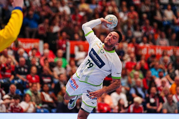 Wurf Tor Ahmed Nafea (HSG Wetzlar, 79) GER, Handball Verein Hamburg vs. HSG Wetzlar, Handball, 1. Bundesliga, Spieltag 33, Saison 2025 2026, 04.06.2026 GER, Handball Sport Verein Hamburg vs. HSG Wetzlar, Handball, 1. Bundesliga, Spieltag 33, Saison 2025 2026, 04.06.2026 Hamburg Copyright: xEibner-Pressefoto MarcelxvonxFehrnx EP_MFN