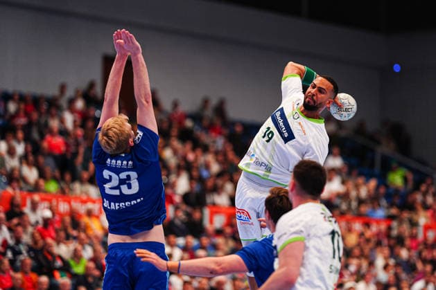 Wurf Tor Philipp Ahouansou (HSG Wetzlar, 19) GER, Handball Verein Hamburg vs. HSG Wetzlar, Handball, 1. Bundesliga, Spieltag 33, Saison 2025 2026, 04.06.2026 GER, Handball Sport Verein Hamburg vs. HSG Wetzlar, Handball, 1. Bundesliga, Spieltag 33, Saison 2025 2026, 04.06.2026 Hamburg Copyright: xEibner-Pressefoto MarcelxvonxFehrnx EP_MFN