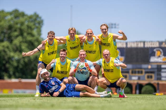 260604 Players of the Norwegian national football team celebrate at a training session during day -7 of the FIFA World Cup, WM, Weltmeisterschaft, Fussball 2026 on June 4, 2026 in Greensboro. From top left: Jorgen Strand Larsen, Torbjorn Lysaker Heggem, Leo ostigard, Kristian Thorstvedt, Fredrik Andrà Bjorkan, goalkeeper Egil Selvik, Erling Braut Haaland and kit manager Sigurd Ertsas. Photo: Vegard Grott BILDBYRAN kod VG VG0936 bbeng fotball football soccer fotboll fifa world cup vm fotball-vm norge norway trening träning training practice precamp pre-camp jubel Copyright: VEGARDxGRoTT BB260604VG002