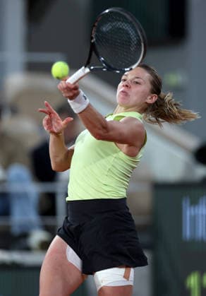 Maja Chwalinska of Poland in action French Open Tennis, Day Twelve, Tennis, Roland Garros, Paris, France - 04 Jun 2026Paris Roland Garros France EDITORIAL USE ONLY No use with unauthorised audio, video, data, fixture lists, club league logos or live services. Online in-match use limited to 120 images, no video emulation. No use in betting, games or single club league player publications. Copyright: xEllaxLing Shutterstockx 16906559dk