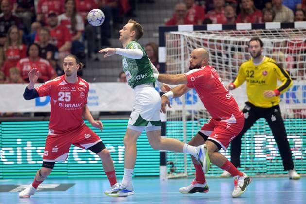 Mathias Gidsel (Fuechse Berlin 19) (M), Adrian Sipos (MT Melsungen 8) (R), Olle Forsell Schefvert (MT Melsungen 25), Kristof Palasics (Torwart MT Melsungen 32) (R, hinten) , GER, MT Melsungen - Fuechse Berlin, Handball, 1. Bundesliga, 33. Spieltag, Saison 2025 2026, 04.06.2026, GER, MT Melsungen - Fuechse Berlin, Handball, 1. Bundesliga, 33. Spieltag, Saison 2025 2026, 04.06.2026 Kassel Copyright: xEibner-Pressefotox xRolandxSippelx EP_RSL