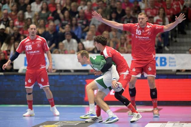 Mathias Gidsel (Fuechse Berlin 19) (am Ball), Marti Soler (MT Melsungen 23), Dainis Kristopans (MT Melsungen 10), Olle Forsell Schefvert (MT Melsungen 25) (L) , GER, MT Melsungen - Fuechse Berlin, Handball, 1. Bundesliga, 33. Spieltag, Saison 2025 2026, 04.06.2026, GER, MT Melsungen - Fuechse Berlin, Handball, 1. Bundesliga, 33. Spieltag, Saison 2025 2026, 04.06.2026 Kassel Copyright: xEibner-Pressefotox xRolandxSippelx EP_RSL