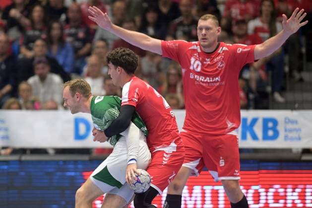 Mathias Gidsel (Fuechse Berlin 19) (am Ball), Marti Soler (MT Melsungen 23), Dainis Kristopans (MT Melsungen 10) , GER, MT Melsungen - Fuechse Berlin, Handball, 1. Bundesliga, 33. Spieltag, Saison 2025 2026, 04.06.2026, GER, MT Melsungen - Fuechse Berlin, Handball, 1. Bundesliga, 33. Spieltag, Saison 2025 2026, 04.06.2026 Kassel Copyright: xEibner-Pressefotox xRolandxSippelx EP_RSL