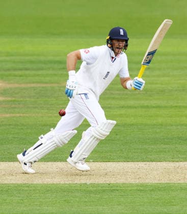 Joe Root of England in batting action. England v New Zealand, First Test, Day Two, Rothesay Test Match Series, Cricket, Lords, London, UK - 05 Jun 2026London Lords United Kingdom EDITORIAL USE ONLY No use with unauthorised audio, video, data, fixture lists, club league logos or live services. Online in-match use limited to 120 images, no video emulation. No use in betting, games or single club league player publications. Copyright: xJamesxMarsh Shutterstockx 16906578dc
