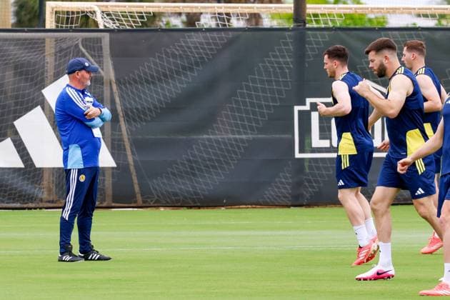 Scotland manager Steve Clarke during a training session Scotland Training Session, 2026 FIFA World Cup, WM, Weltmeisterschaft, Fussball Football, Florida Blue Training Centre, Florida, USA - 05 Jun 2026Florida Florida Blue Training Centre United States of America EDITORIAL USE ONLY No use with unauthorised audio, video, data, fixture lists, club league logos or live services. Online in-match use limited to 120 images, no video emulation. No use in betting, games or single club league player publications. Copyright: xChrisxArjoon Shutterstockx 16906920w