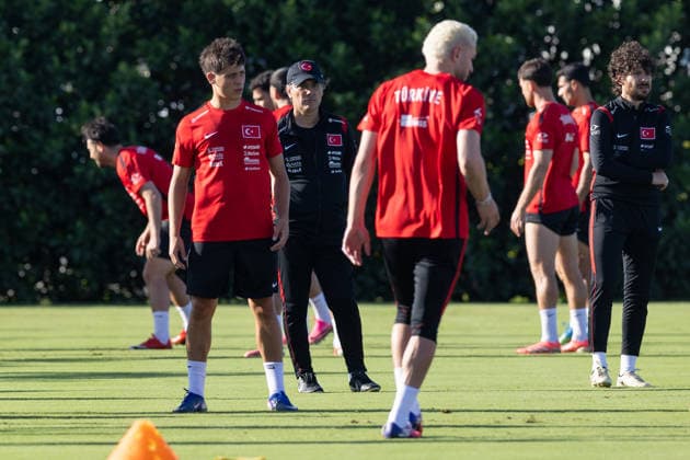 Ahead of 2026 FIFA World Cup, WM, Weltmeisterschaft, Fussball MIAMI, FLORIDA, UNITED STATES - JUNE 5: Baris Alper Yilmaz and Arda Guler of Turkish national football team train as they prepare for the upcoming FIFA World Cup, in Miami, Florida, U.S., June, 5, 2026. Mostafa Bassim Anadolu Florida United States. Editorial use only. Please get in touch for any other usage. Copyright: x2026xAnadoluxMostafaxBassimx