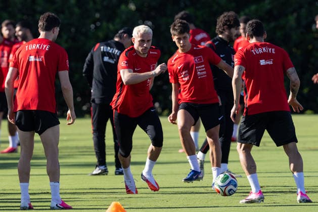 Ahead of 2026 FIFA World Cup, WM, Weltmeisterschaft, Fussball MIAMI, FLORIDA, UNITED STATES - JUNE 5: Baris Alper Yilmaz and Arda Guler of Turkish national football team train as they prepare for the upcoming FIFA World Cup, in Miami, Florida, U.S., June, 5, 2026. Mostafa Bassim Anadolu Florida United States. Editorial use only. Please get in touch for any other usage. Copyright: x2026xAnadoluxMostafaxBassimx