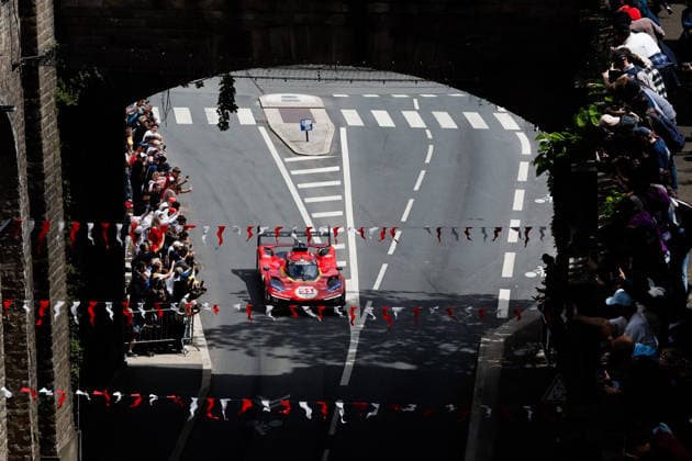 24 HEURES DU MANS 2026 - CITY CENTRE PARADE 51 PIER GUIDI Alessandro (ita), CALADO James (gbr), GIOVINAZZI Antonio (ita), Ferrari AF Corse, Ferrari 499P 51, Hypercar, action, during the City Center Parade of the 24 Hours of Le Mans 2026, 3rd round of the 2026 FIA World Endurance Championship, on June 6, 2026 in Le Mans, France - Le MansFrance Copyright: xFREDERICxLExFLOCxHx