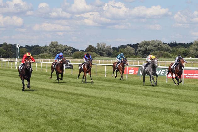 06.06.2026, Iffezheim, Baden-Wuerttemberg, GER - Seguro (links) mit Benjamin Marie gewinnt das Japan Racing Association Derby-Trial. Galopprennbahn Baden-Baden, Iffezheim. (Pferd, Jockey, Seguro, Marie, Sieg, Ziel, Zielankunft) 260606B989IFFEZHEIM.JPG