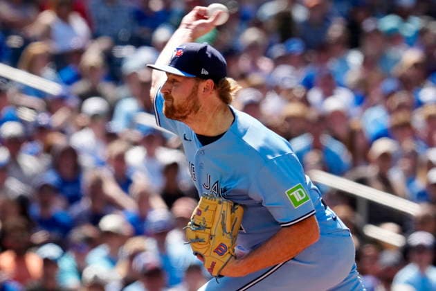 June 6, 2026, Toronto, On, CANADA: Toronto Blue Jays pitcher Spencer Miles (62) works against the Baltimore Orioles during second inning MLB, Baseball Herren, USA baseball action in Toronto, Saturday, June 6, 2026. Canada News - June 6, 2026 - ZUMAc35_ 20260606_zaf_c35_006 Copyright: xFrankxGunnx