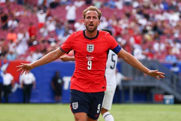 Harry Kane of England celebrates scoring to make it 1-0 England v New Zealand, International Friendly, Länderspiel, Nationalmannschaft Football, Raymond James Stadium, Tampa, Florida, USA - 06 Jun 2026Tampa Raymond James Stadium Florida (FL) United States of America EDITORIAL USE ONLY No use with unauthorised audio, video, data, fixture lists, club league logos or live services. Online in-match use limited to 120 images, no video emulation. No use in betting, games or single club league player publications. Copyright: xDustinxMarkland Shutterstockx 16912910bl