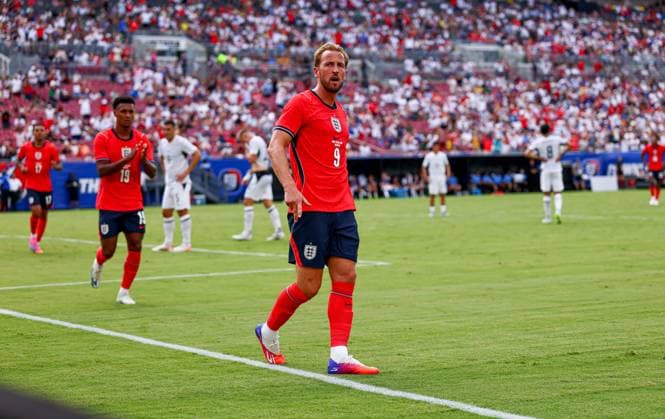 Harry Kane of England celebrates scoring to make it 1-0 England v New Zealand, International Friendly, Länderspiel, Nationalmannschaft Football, Raymond James Stadium, Tampa, Florida, USA - 06 Jun 2026Tampa Raymond James Stadium Florida (FL) United States of America EDITORIAL USE ONLY No use with unauthorised audio, video, data, fixture lists, club league logos or live services. Online in-match use limited to 120 images, no video emulation. No use in betting, games or single club league player publications. Copyright: xDustinxMarkland Shutterstockx 16912910bx