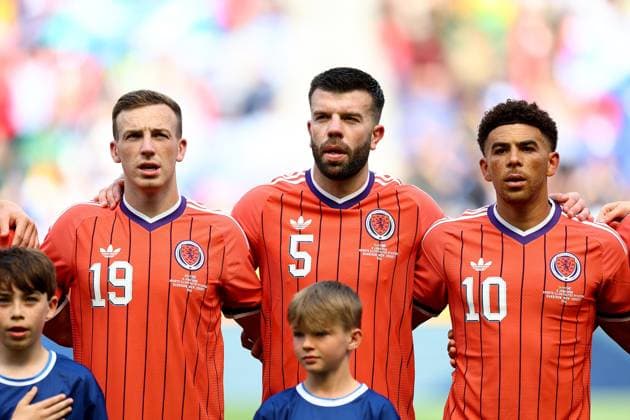 Lewis Ferguson of Scotland ,Grant Hanley of Scotland and Che Adams of Scotland Bolivia v Scotland, International Friendly, Länderspiel, Nationalmannschaft Football, Sports Illustrated Stadium, New Jersey, USA - 06 Jun 2026New Jersey Sports Illustrated Stadium United States of America EDITORIAL USE ONLY No use with unauthorised audio, video, data, fixture lists, club league logos or live services. Online in-match use limited to 120 images, no video emulation. No use in betting, games or single club league player publications. Copyright: xMichaelxZemanek Shutterstockx 16912856fx