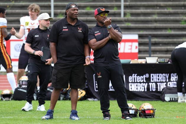 RECORD DATE NOT STATED Omar Smith (Regensburg Phoenix, Offensive Line Coach) and Derrick Wilson (Regensburg Phoenix, Headcoach Offense Coordinator), Düsseldorf Panther vs Regensburg Phoenix, American Football, GFL, German Football League, Season 2022, Week 5, 06.06.2026, Photo: Foot Bowl Klaus Sack Düsseldorf Stadion VfL Benrath Deutschland Copyright: xFootxBowl KlausxSackx