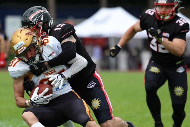 RECORD DATE NOT STATED Michael Klein (Regensburg Phoenix, 87) is tackled by Anakin Ates (Düsseldorf Panther, 19), Düsseldorf Panther vs Regensburg Phoenix, American Football, GFL, German Football League, Season 2022, Week 5, 06.06.2026, Photo: Foot Bowl Klaus Sack Düsseldorf Stadion VfL Benrath Deutschland Copyright: xFootxBowl KlausxSackx