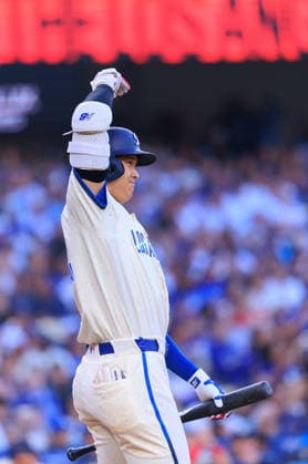 June 6, 2026, Los Angeles, California, USA: Shohei Ohtani 17 of the Los Angeles Dodgers during a regular season MLB, Baseball Herren, USA game against the Los Angeles Angels on Saturday June 6, 2026 at Dodger Stadium in Los Angeles, California. Dodgers defeat Angels, 9-2. JAVIER ROJAS PI Dodgers Defeat Angels, 9-2 - ZUMAp124 20260606_zaa_p124_061 Copyright: xJavierxRojasx