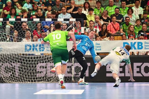 Andreas Palicka (HSG Wetzlar, 52) pariert diesen Siebenmeter von Omar Ingi Magnusson (SC Magdeburg, 14) GER, HSG Wetzlar vs SC Magdeburg, Handball, 1. Bundesliga, 34. Spieltag, Spielzeit 2025 2026, 07.06.2026 GER, HSG Wetzlar vs SC Magdeburg, Handball, 1. Bundesliga, 34. Spieltag, Spielzeit 2025 2026, 07.06.2026 Wetzlar