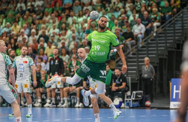 GER, Wetzlar, HSG Wetzlar vs SC Magdeburg, Daikin Handball-Bundesliga, Handball, HBL, Spielzeit 2025 2026, Buderus Arena Wetzlar, 34. Spieltag im Bild: Philipp Ahouansou (HSG Wetzlar 19), Torwurf DFB DFL REGULATIONS PROHIBIT ANY USE OF PHOTOGRAPHS AS IMAGE SEQUENCES AND OR QUASI-VIDEO, 07.06.2026