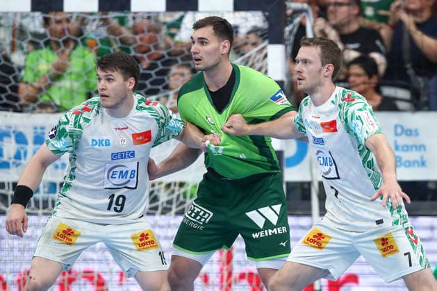 07.06.2026, xtgx, Handball, Daikin HBL, HSG Wetzlar - SC Magdeburg v.l. Elvar Orn Jonsson (Magdeburg, 19), Josip Simic (Wetzlar, 10), Felix Claar (Magdeburg, 7) Zweikampf, Duell, Kampf, tackle Wetzlar