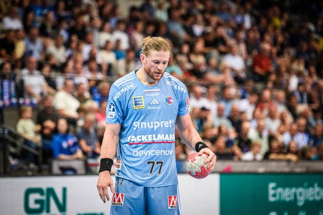 Maciej Gebala (HC Erlangen, 77) - kritischer Blick, nachdenklich GER, TVB Stuttgart - HC Erlangen, DAIKIN HBL, Handball, Bundesliga, 34. Spieltag, Spielzeit 2025 2026, 07.06.2026 GER, TVB Stuttgart - HC Erlangen, DAIKIN HBL, Handball, Bundesliga, 34. Spieltag, Spielzeit 2025 2026, 07.06.2026 Stuttgart