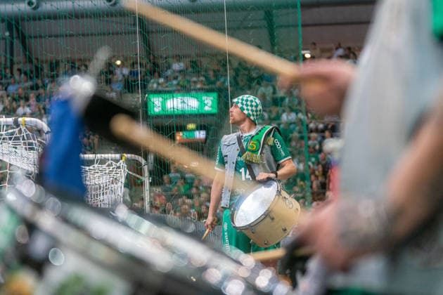 Der Leipziger Fanblock supportet seine Mannschaft beim vorerst letzten Spiel in der 1. Handball-Bundesliga SC DHfK Leipzig vs. TSV GWD Minden, Handball, 1. Handball-Bundesliga, 34. Spieltag, Saison 2025 2026, 07.06.2026 SC DHfK Leipzig vs. TSV GWD Minden, Handball, 1. Handball-Bundesliga, 34. Spieltag, Saison 2025 2026, 07.06.2026 Leipzig