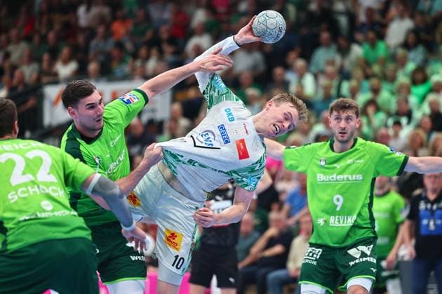 Gisli Thorgeir Kristjansson (SC Magdeburg, 10) im Zweikampf mit Josip Simic (HSG Wetzlar, 10) GER, HSG Wetzlar vs SC Magdeburg, Handball, 1. Bundesliga, 34. Spieltag, Spielzeit 2025 2026, 07.06.2026 GER, HSG Wetzlar vs SC Magdeburg, Handball, 1. Bundesliga, 34. Spieltag, Spielzeit 2025 2026, 07.06.2026 Wetzlar
