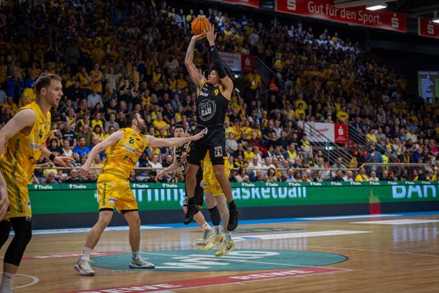 Bjarne Kraushaar (Phoenix Hagen, 04) Tim Uhlemann (Phoenix Hagen, 21) Tylan James Pope (Bozic Estriche Knights Kirchheim, 09) GER, Phoenix Hagen vs. Bozic Estriche Knights Kirchheim, BARMER 2. Basketball Bundesliga, Playoffs Finale Spiel 2, Saison 2025 2026, 07.06.2026 GER, Phoenix Hagen vs. Bozic Estriche Knights Kirchheim, BARMER 2. Basketball Bundesliga, Playoffs Finale Spiel 2, Saison 2025 2026, 07.06.2026 Hagen