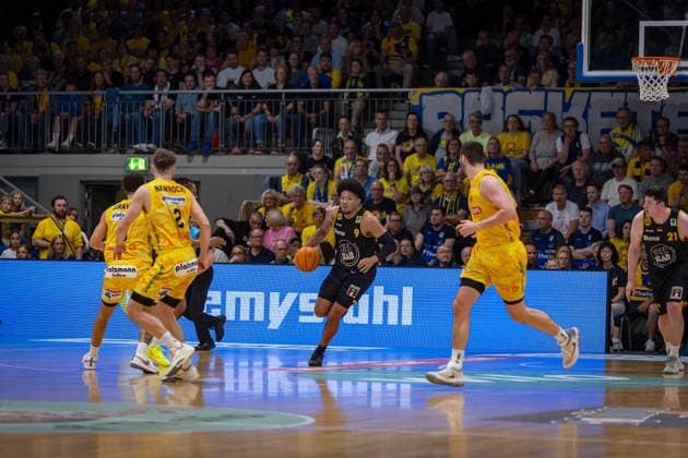Dennis Nawrocki (Phoenix Hagen, 02) Tylan James Pope (Bozic Estriche Knights Kirchheim, 09) Tim Uhlemann (Phoenix Hagen, 21) GER, Phoenix Hagen vs. Bozic Estriche Knights Kirchheim, BARMER 2. Basketball Bundesliga, Playoffs Finale Spiel 2, Saison 2025 2026, 07.06.2026 GER, Phoenix Hagen vs. Bozic Estriche Knights Kirchheim, BARMER 2. Basketball Bundesliga, Playoffs Finale Spiel 2, Saison 2025 2026, 07.06.2026 Hagen