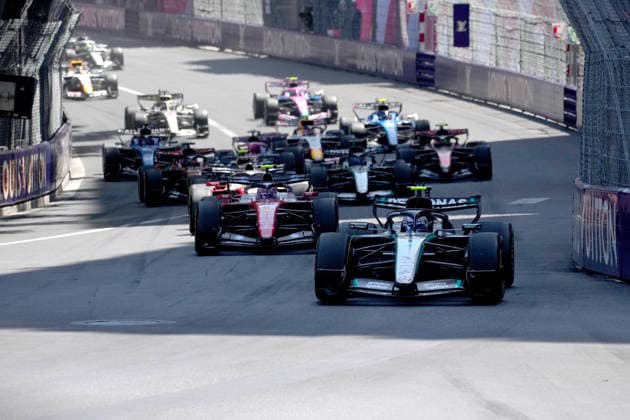 Formel 1 Louis Vuitton Grand Prix Monaco 2026 07.06.2026, Circuit de Monaco, Monte Carlo, Formel 1 Louis Vuitton Grand Prix Monaco 2026 ,im Bild Rennstart:, Andrea Kimi Antonelli (ITA), Mercedes-AMG Petronas Formula One Team, Lewis Hamilton (GBR), Scuderia Ferrari HP, Charles Leclerc (MCO), Isack Hadjar (FRA), Oracle Red Bull Racing