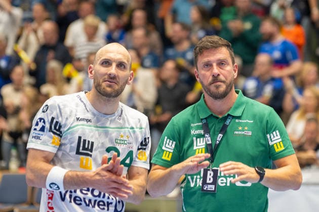 Marcel Schiller (FRISCH AUF! Goeppingen, 24) und Ben Matschke (FRISCH AUF! Goeppingen, Trainer) sind nach der Niederlage enttaeuscht. Bergischer HC vs. Frisch Auf! Goeppingen, Handball, DAIKIN HBL, 34. Spieltag, Saison 2025 2026, 07.06.2026 Bergischer HC vs. Frisch Auf! Goeppingen, Handball, DAIKIN HBL, 34. Spieltag, Saison 2025 2026, 07.06.2026 Wuppertal