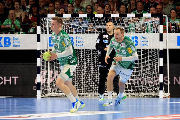 DEU, DHB, 1.HBL, Fuechse Berlin vs. Flensburger-Handewitt, 07.06.2026, Max-Schmeling-Halle, Berlin, DEU, DHB, 1.HBL, Fuechse Berlin vs. Flensburger-Handewitt, im Bild Dejan Milosavljev (Fuechse Berlin 96), Lasse Andersson (Fuechse Berlin 11), Mathias Gidsel (Fuechse Berlin 19)