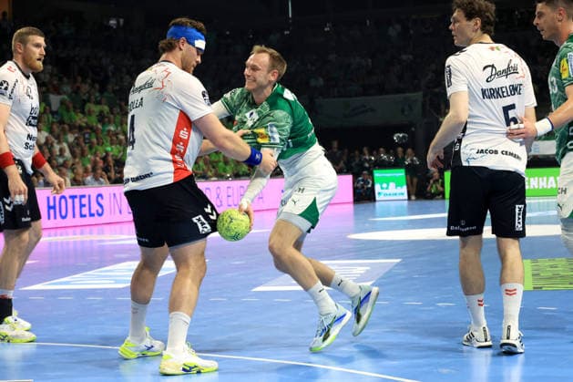 DEU, DHB, 1.HBL, Fuechse Berlin vs. Flensburger-Handewitt, 07.06.2026, Max-Schmeling-Halle, Berlin, DEU, DHB, 1.HBL, Fuechse Berlin vs. Flensburger-Handewitt, im Bild Mathias Gidsel (Fuechse Berlin 19), Johannes Golla (Flensburg Handewitt 4)