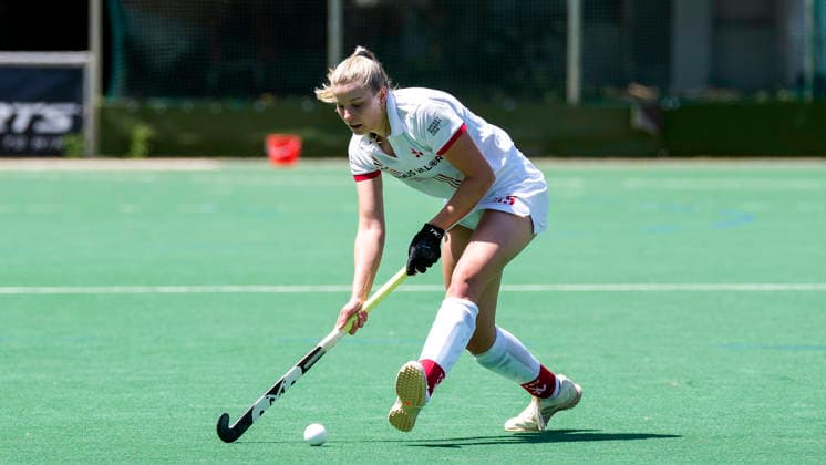 Lisa Schall (TSVMH, 55), am Ball, Freisteller, Ganzkörper, Einzelbild, Einzelfoto, Aktion, Action, 07.06.2026, Mannheim (Deutschland), Hockey, 2. Bundesliga, Gruppe Süd, Damen, TSV Mannheim - Nürnberger HTC