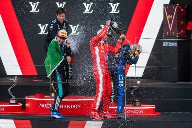 Podium, Andrea Kimi Antonelli 12, Mercedes-AMG Petronas F1 Team, Isack Hadjar 6, Oracle Red Bull Racing, Lewis Hamilton 44, Scuderia Ferrari HP, Toto Wolff, Team Principal Mercedes-AMG Petronas Formula One Team Race Day, Grosser Preis von Monaco, Motorsport, Herren, Formel 1, 07.06.2026 Monte Carlo Monaco MCO