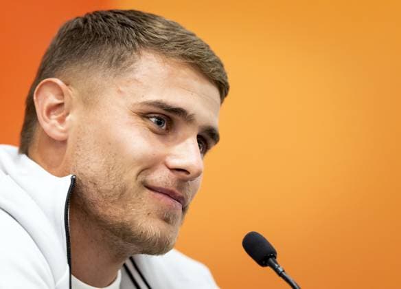 NEW YORK - Micky van de Ven during a press conference, PK, Pressekonferenz of the Dutch national team, Nationalteam at Sonesta White Plains Downtown, on June 7, 2026, in White Plains, New York. The Dutch national team is preparing for the 2026 FIFA World Cup, WM, Weltmeisterschaft, Fussball KOEN VAN WEEL ANP xVIxANPxSportx xxANPxIVx 560410440 originalFilename: 560410440.jpg