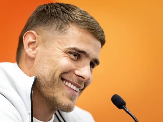 NEW YORK - Micky van de Ven during a press conference, PK, Pressekonferenz of the Dutch national team, Nationalteam at Sonesta White Plains Downtown, on June 7, 2026, in White Plains, New York. The Dutch national team is preparing for the 2026 FIFA World Cup, WM, Weltmeisterschaft, Fussball KOEN VAN WEEL ANP xVIxANPxSportx xxANPxIVx 560410504 originalFilename: 560410504.jpg