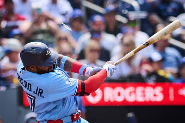 June 7, 2026, Toronto, On, Canada: Toronto Blue Jays Vladimir Guerrero Jr. (27) breaks his bat against the Baltimore Orioles during sixth inning MLB, Baseball Herren, USA baseball action in Toronto, on Sunday, June 7, 2026. Canada News - June 7, 2026 - ZUMAc35_ 20260607_zaf_c35_034 Copyright: xSammyxKoganx